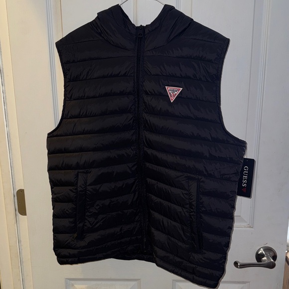Guess Black Vest - Picture 1 of 3
